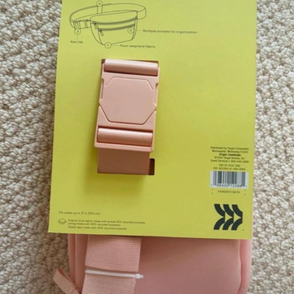 All-in-motion Women's Pink Bag - Picture 3 of 3